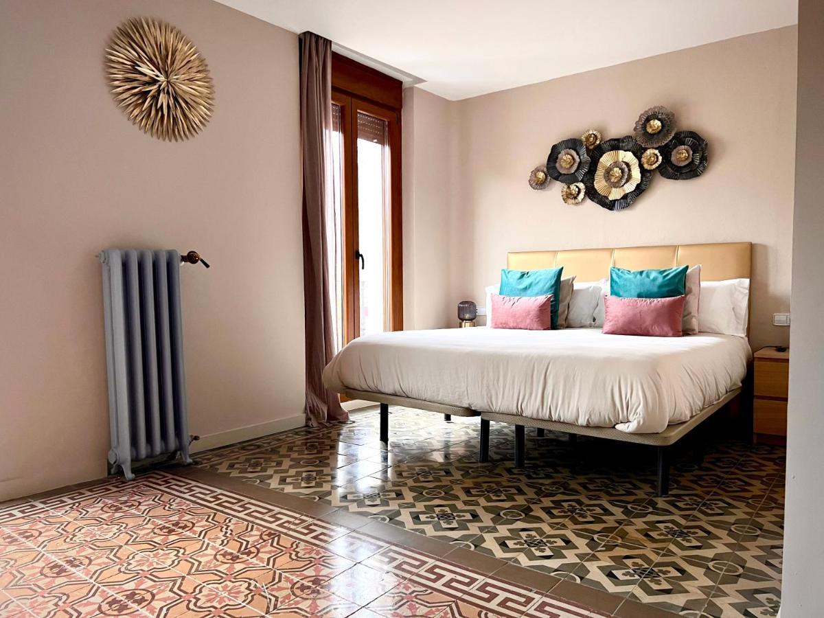 Hostal La Canonja Тремп Экстерьер фото
