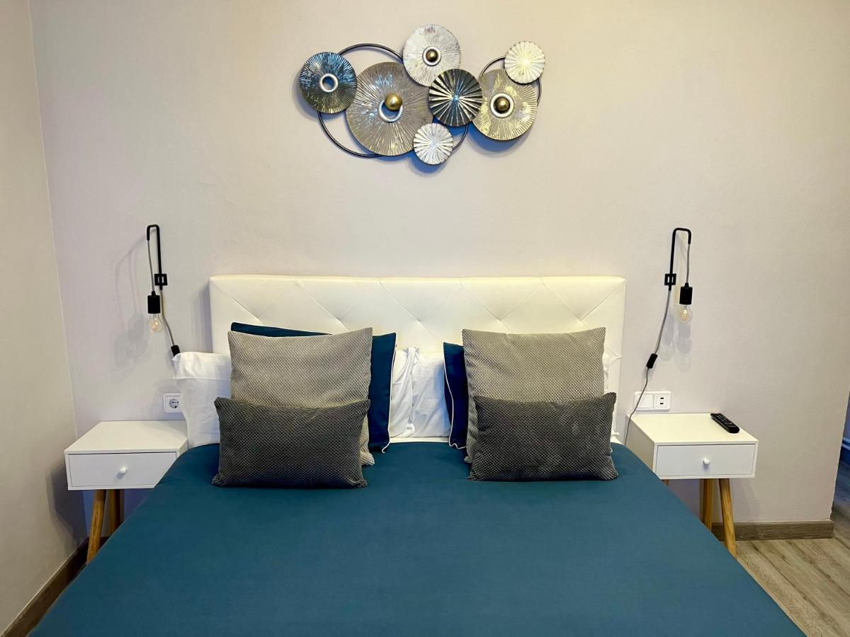 Hostal La Canonja Тремп Экстерьер фото