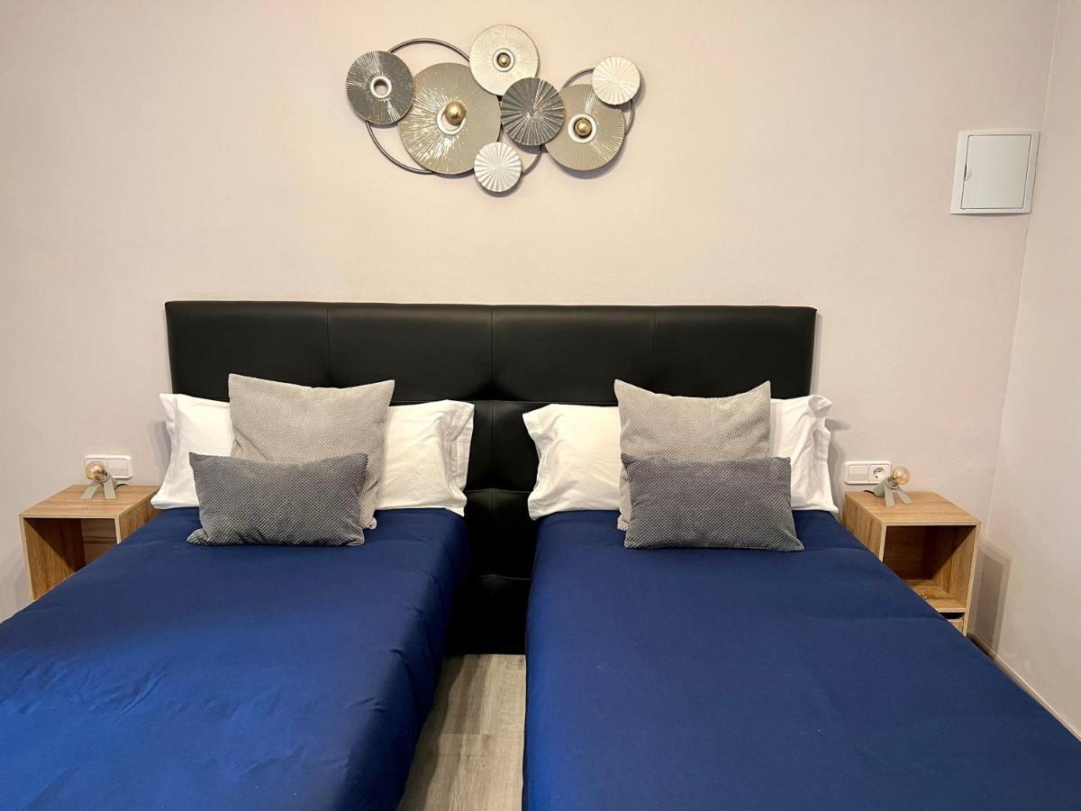 Hostal La Canonja Тремп Экстерьер фото