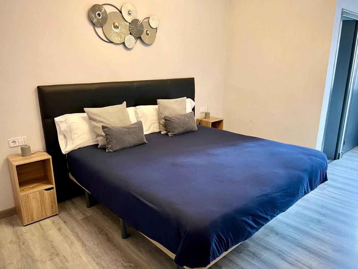 Hostal La Canonja Тремп Экстерьер фото